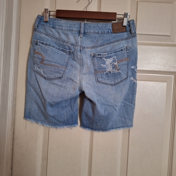 American Eagle distressed jean shorts s - Picture 4 of 6